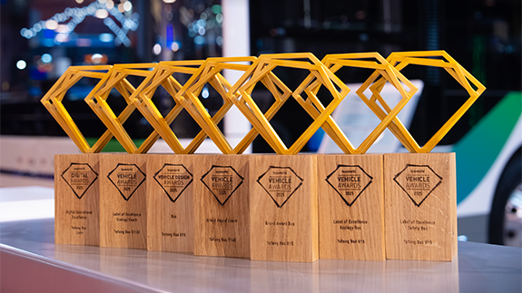 Yutong presenta la tecnología Long-Life para vehículos eléctricos en Busworld Europe 2025 y obtiene siete importantes premios