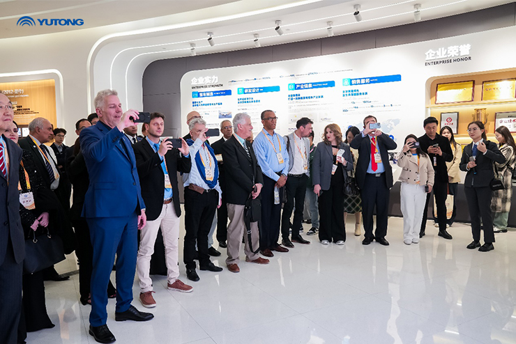 Delegación Latinoamericana Visita Yutong para Explorar Soluciones de Transporte Sostenible Delegación Latinoamericana Visita Yutong para Explorar Soluciones de Transporte Sostenible