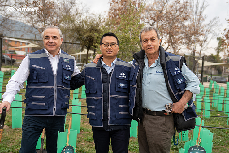 Yutong planta 1.000 árboles, como parte de su iniciativa Bosque Net Zero de Chile para impulsar la sostenibilidad ecológica Yutong planta 1.000 árboles, como parte de su iniciativa Bosque Net Zero de Chile para impulsar la sostenibilidad ecológica