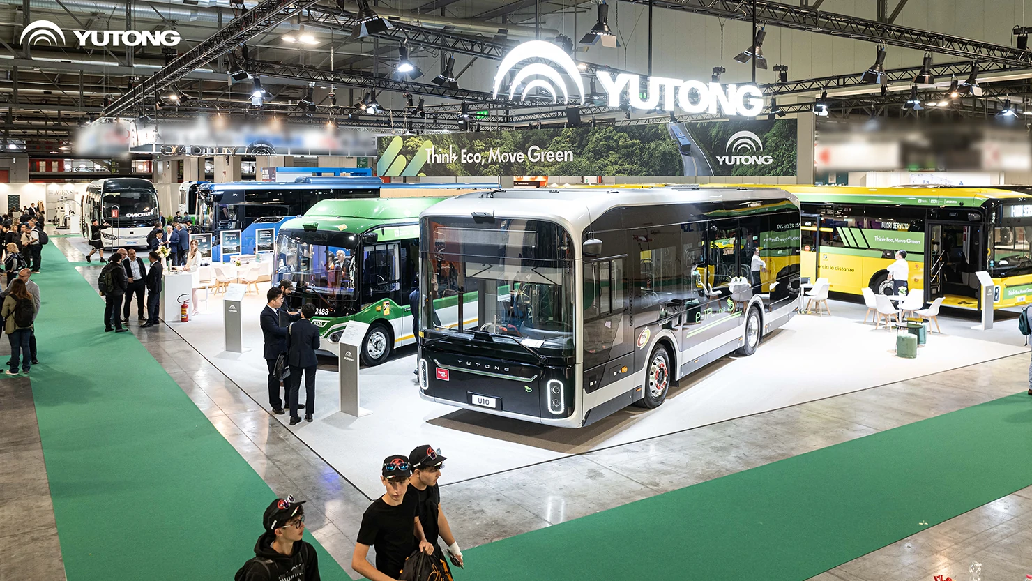 Yutong presenta su gama completa de productos de nueva energía en la NME de Milán