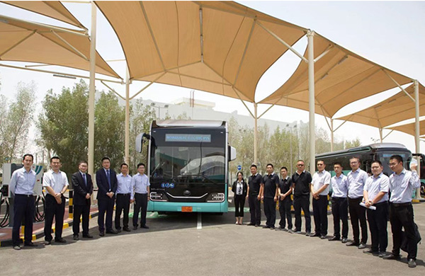 Entrega de la primera flota de autobuses eléctricos, Yutong se conecta al futuro del transporte ecológico de Qatar