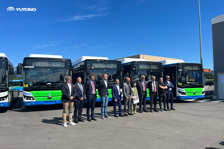 23 autobuses eléctricos de Yutong entregados a Como