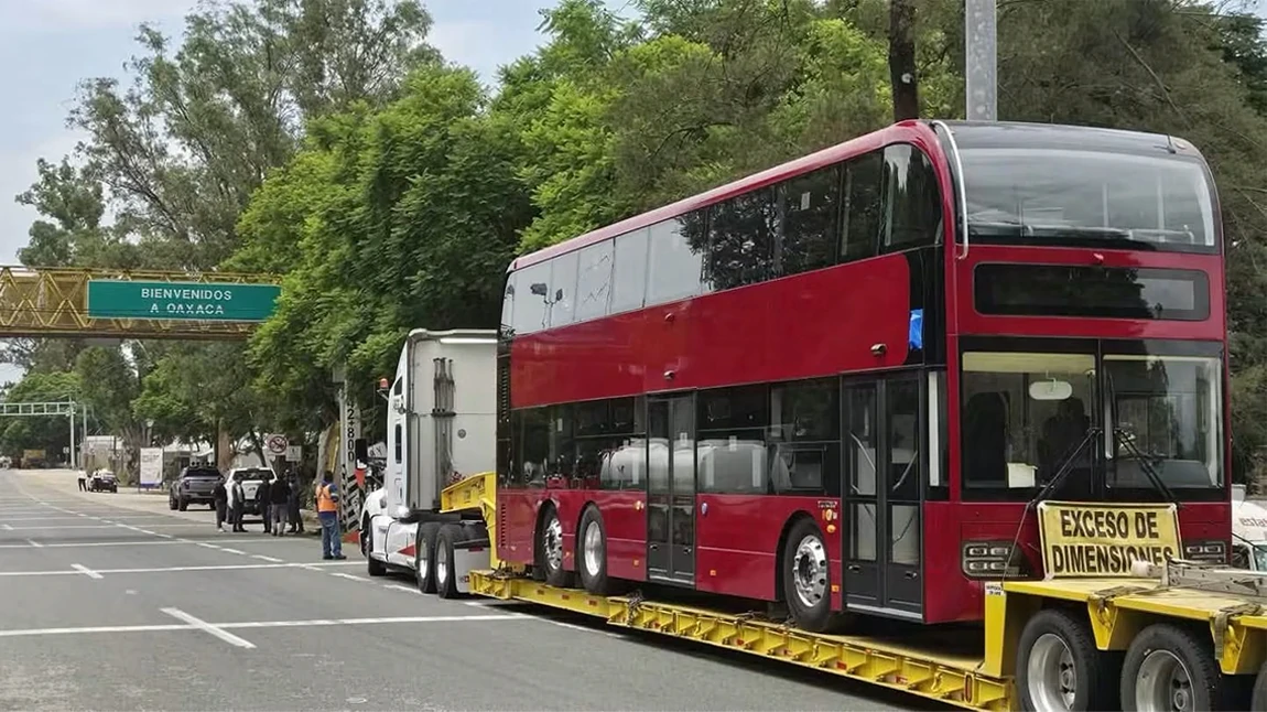 Nuevos autobuses eléctricos de doble piso Yutong comienzan a circular en BinniBus de Oaxaca