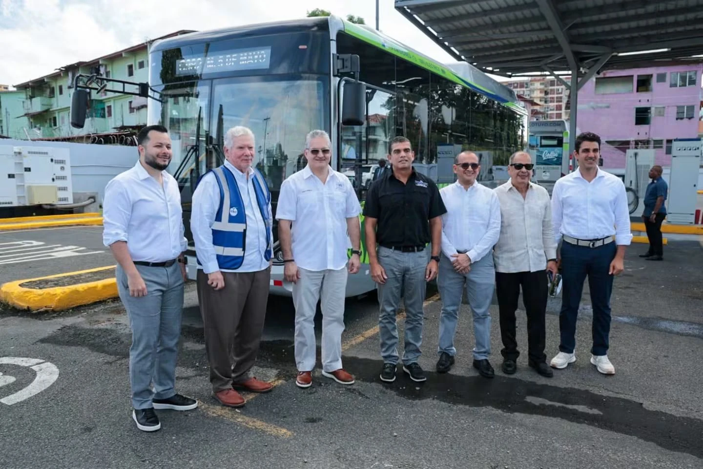 Impulsando la Movilidad Sostenible en Panamá: Yutong Entrega Autobuses 100% Eléctricos a MiBus para la Nueva Ruta Verde