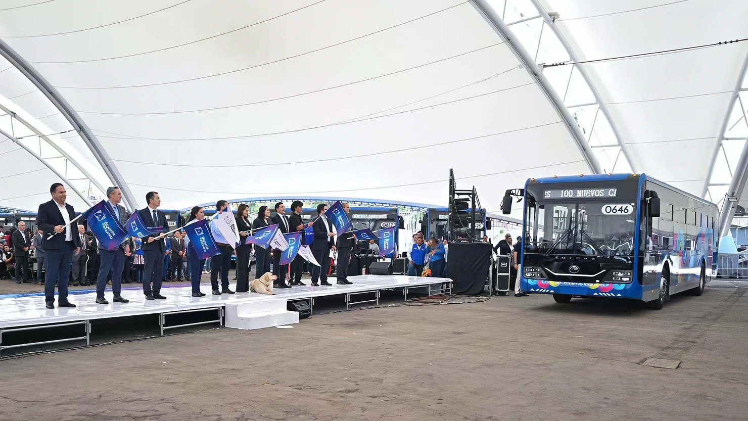 Yutong de México es parte del banderazo de inicio de operaciones de los 100 nuevos autobuses