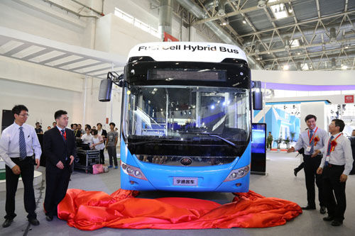 8 productos importantes de Yutong pilotan la exhibición de transporte internacional de tredécimo período de China