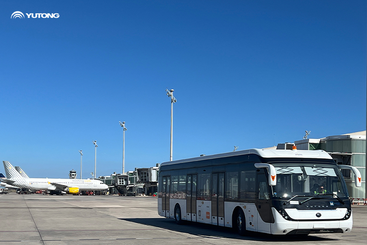 El autobús del aeropuerto eléctrico de Yutong consigue otro récord y refuerza la construcción aeroportuaria mundial con sabiduría ecológica