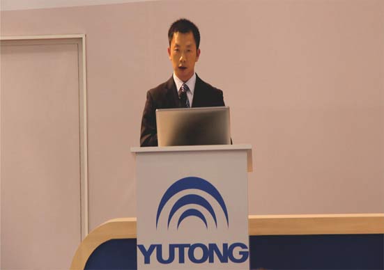 La Primera publicación de dos nuevos modelos en el mundo, Yutong asistió en la Exposición de Autobuses de Bélgica