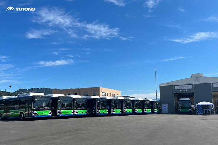 23 autobuses eléctricos de Yutong entregados a Como