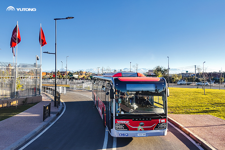 723 autobuses Yutong proporcionan transporte de primera calidad para el torneo internacional de fútbol africano