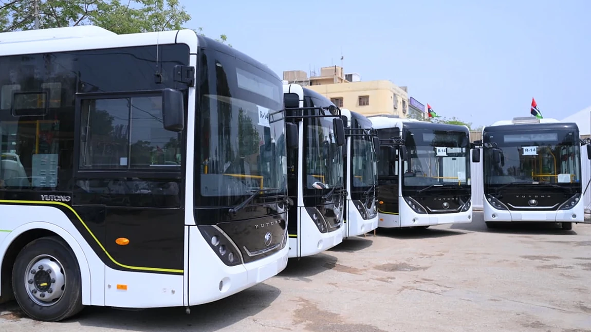 34 autobuses eléctricos a batería Yutong E9 comienzan a circular en la ruta de Karachi, impulsando la movilidad sostenible