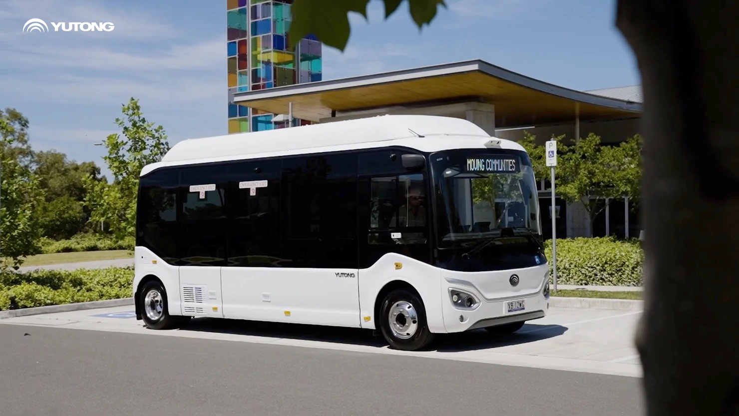 Reseña de ABC sobre el Yutong E7S: Una nueva solución para la movilidad de último kilómetro