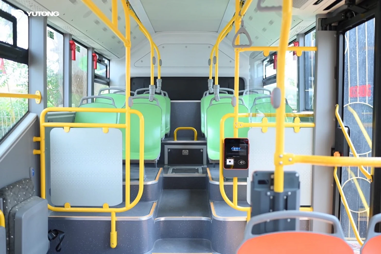 34 autobuses eléctricos a batería Yutong E9 comienzan a circular en la ruta de Karachi, impulsando la movilidad sostenible