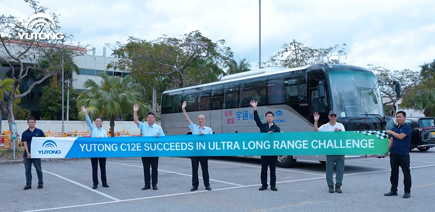 261 km con solo el 47% de batería El Yutong C12E supera con éxito el reto de larga autonomía en Hong Kong, lo que acelera la electrificación de los autocares transfronterizos
