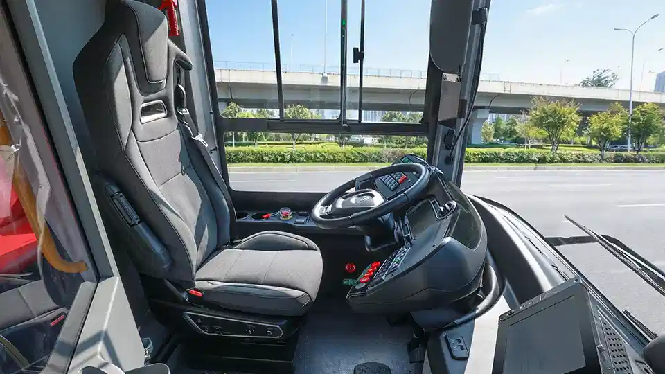 U12