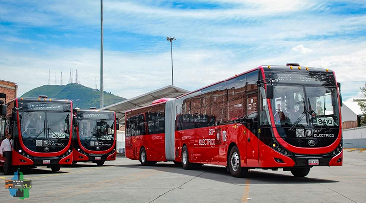 Se entregaron y pusieron en servicio oficialmente 10 autobuses BRT completamente eléctricos de 18 metros de Yutong en Ciudad de México. Que es el primer proyecto de BRT completamente eléctrico de 18 metros con alto andén lanzado oficialmente en el mundo