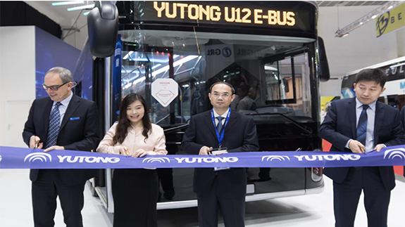 Yutong, brillando en Busworld Bélgica, liderando la nueva tendencia energética