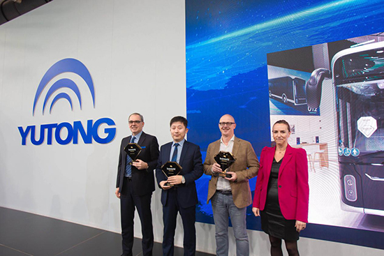 Yutong, brillando en Busworld Bélgica, liderando la nueva tendencia energética