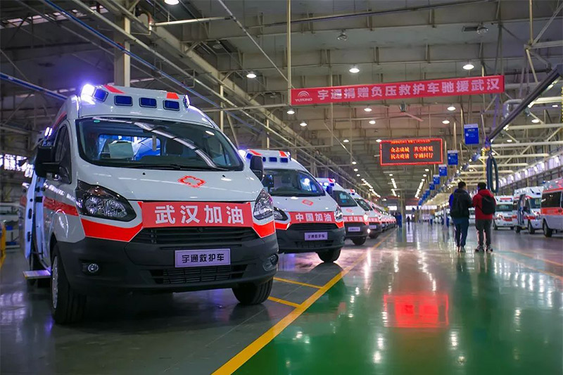 Yutong dona 10 ambulancias de presión negativa a Wuhan