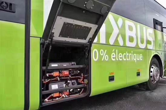 Operación de Autobuses de Energía Eléctrica Pura de Yutong en Francia